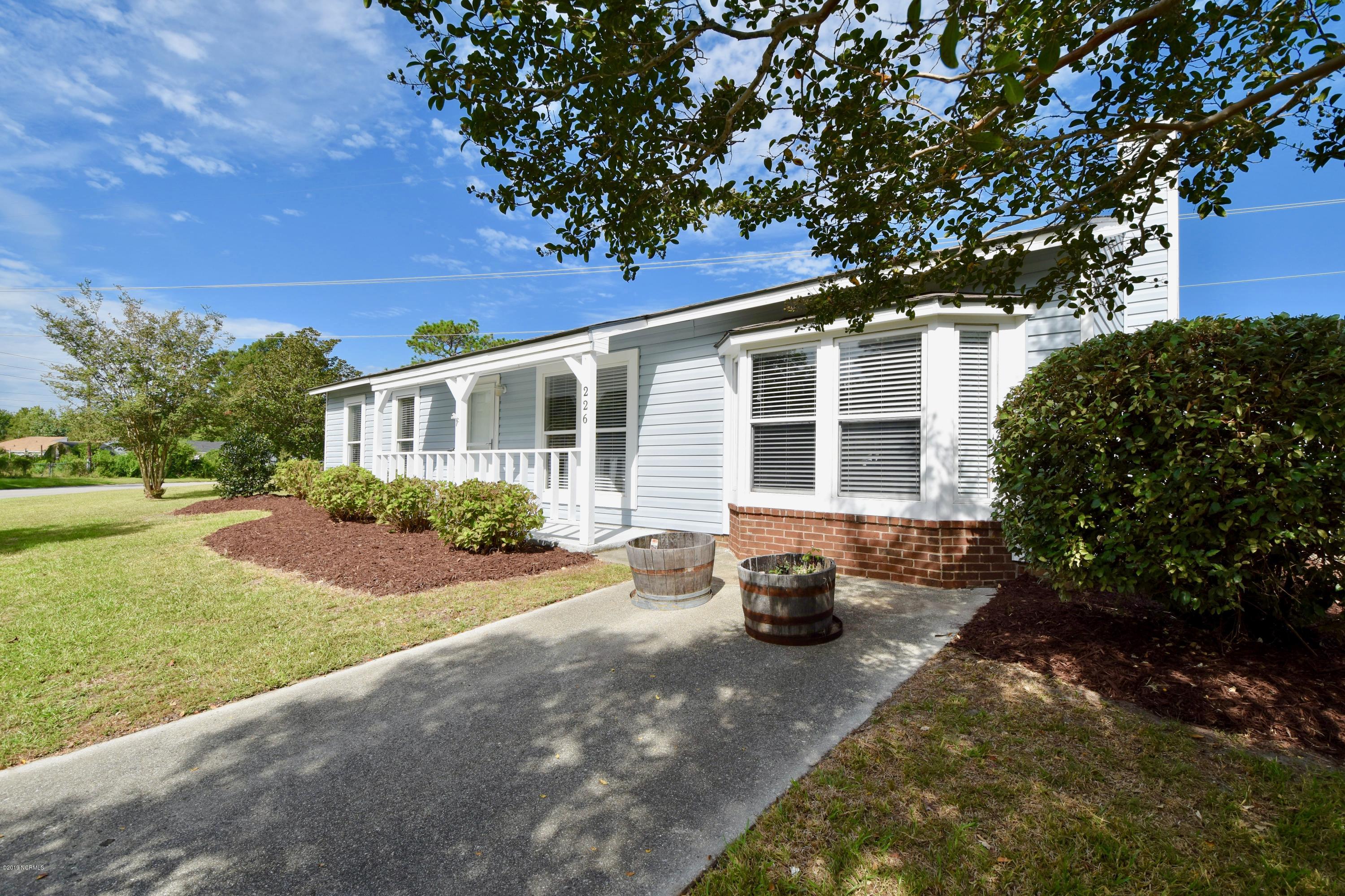 226 Brookview Road Wilmington, NC 28409 - Photo 3 of 86 DSC_0723