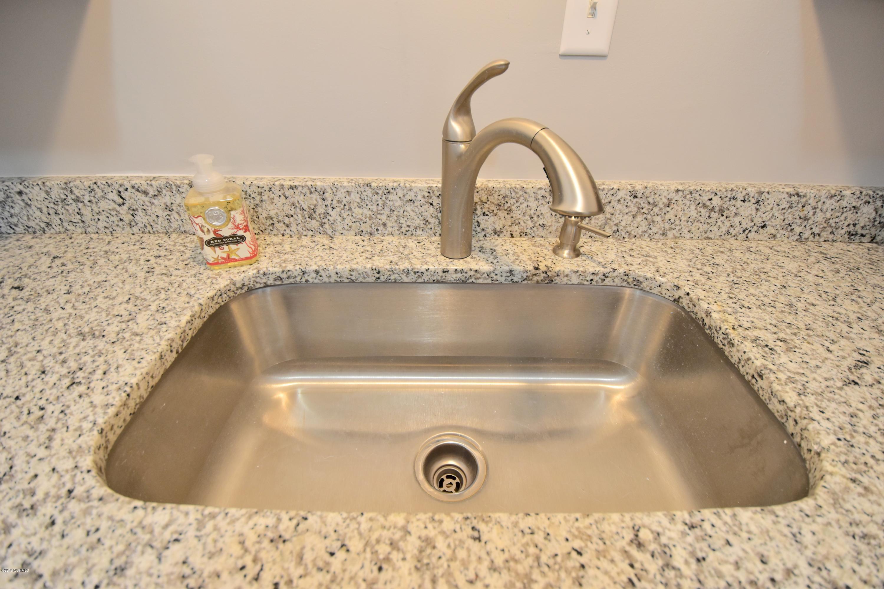226 Brookview Road Wilmington, NC 28409 - Photo 33 of 86 DSC_0791