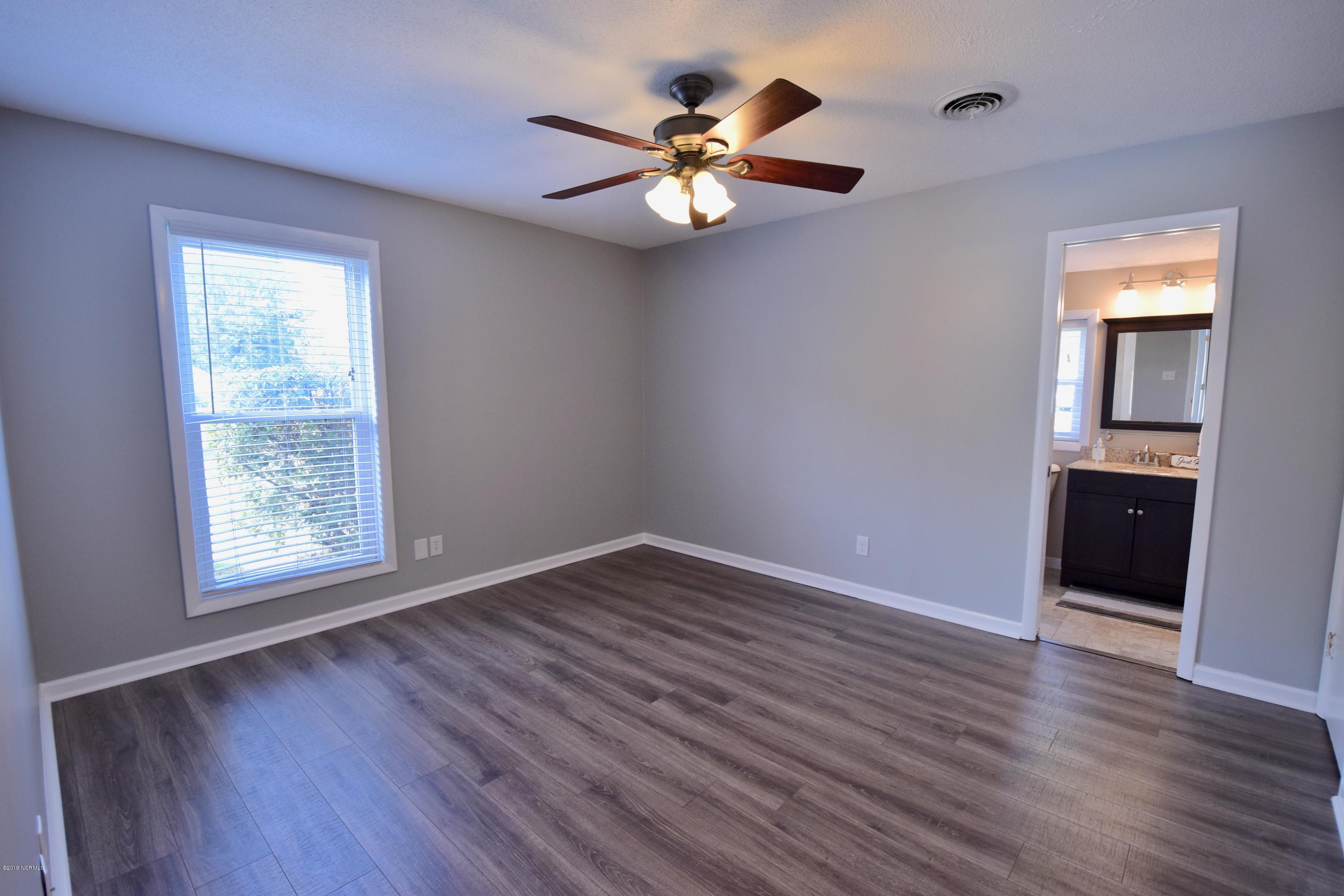 226 Brookview Road Wilmington, NC 28409 - Photo 45 of 86 DSC_0805