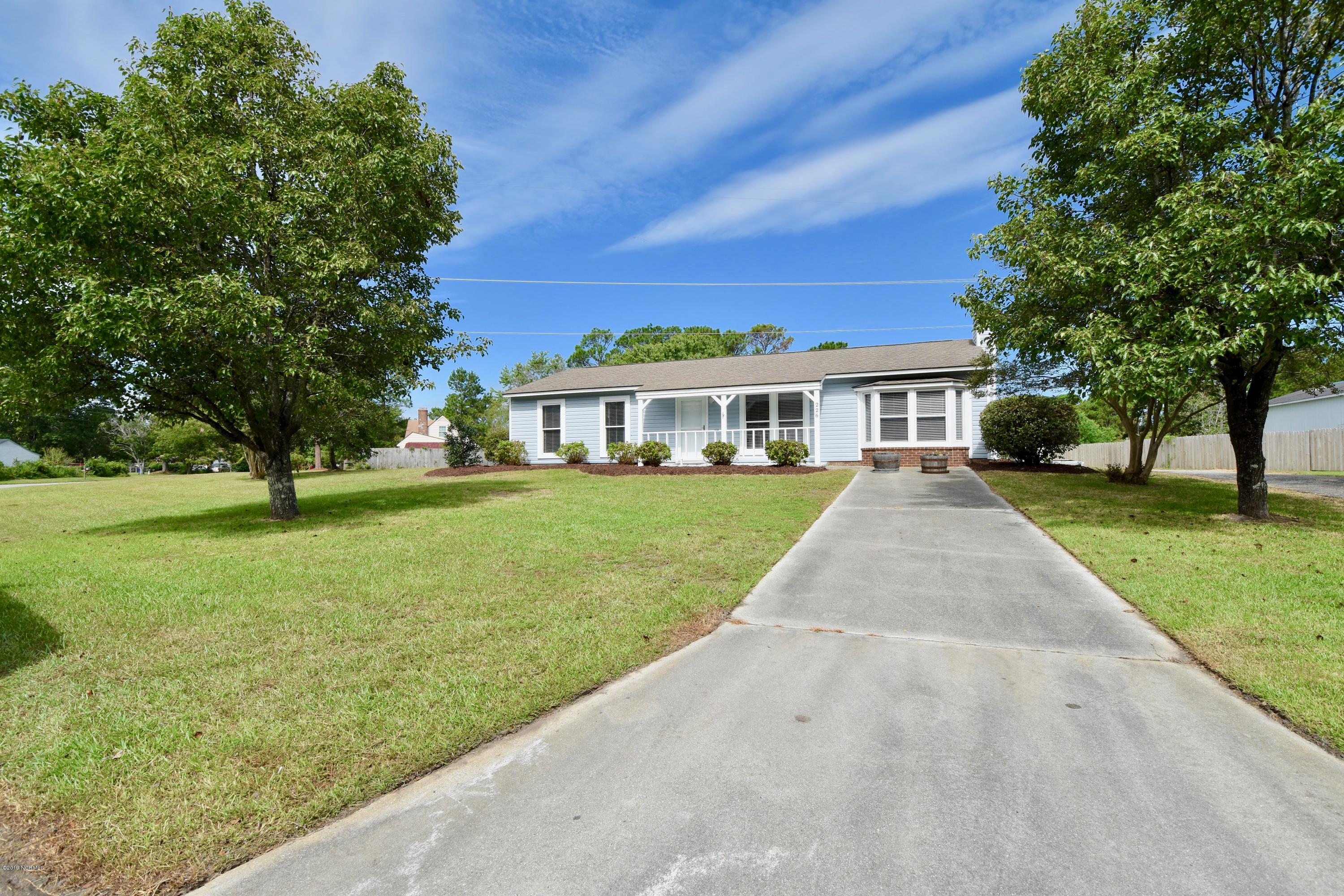 226 Brookview Road Wilmington, NC 28409 - Photo 5 of 86 DSC_0854