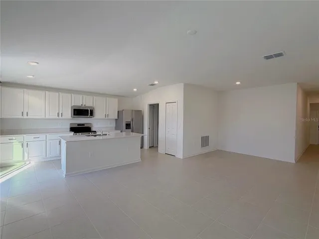 $1,898 | 2090 Lasso Loop, Eagle Lake, FL 33839