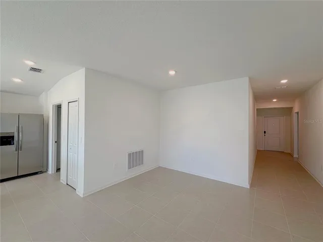 $1,898 | 2090 Lasso Loop, Eagle Lake, FL 33839