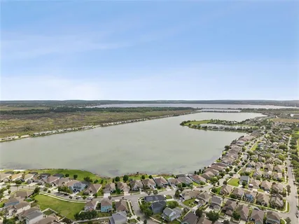 $350,000 | 1134 Whitewater Bay Drive, Groveland, FL 34736