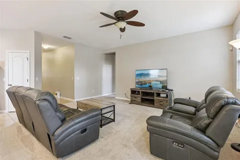 $350,000 | 1134 Whitewater Bay Drive, Groveland, FL 34736