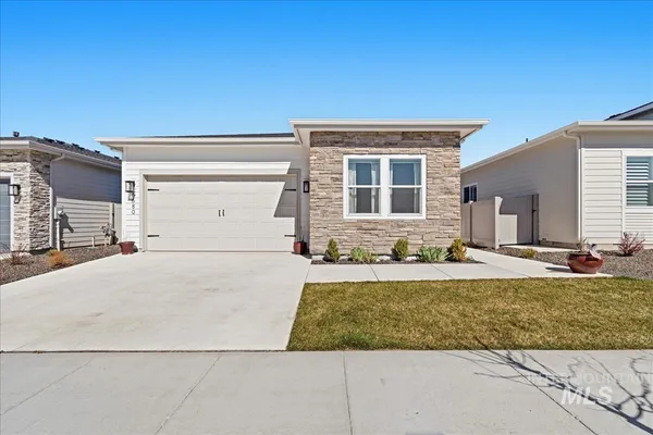 $549,000 | 8680 West Pickett Crk Street, Star, ID 83669