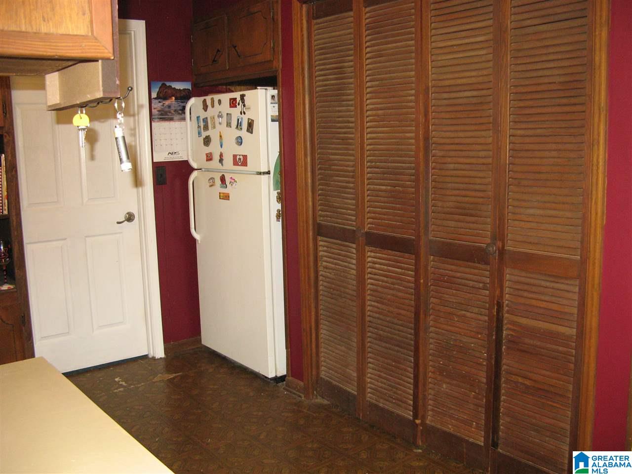 425 Phillips Drive Vincent, AL 35178 - Photo 7 of 23
