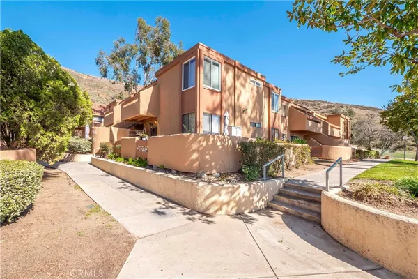 $295,000 | 1400 West Edgehill Road, Unit 42, San Bernardino, CA 92405