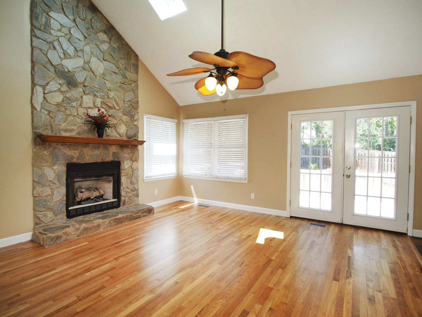 235 Spring Lake Drive Pinehurst, NC 28374 - Photo 2 of 21 living2
