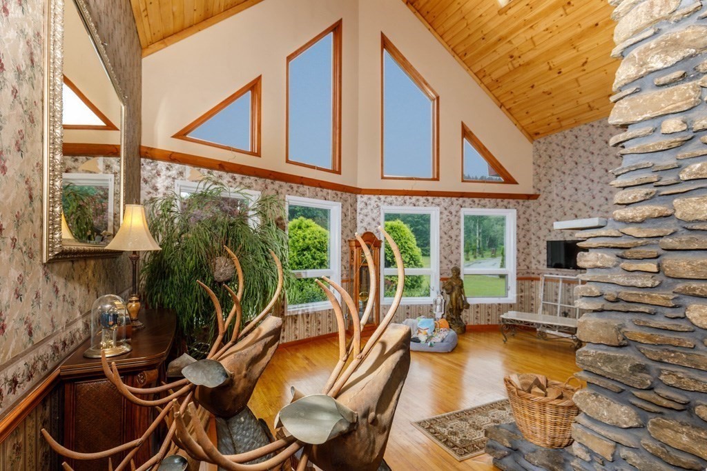 58 Rice Road Templeton, MA 01468 - Photo 7 of 30