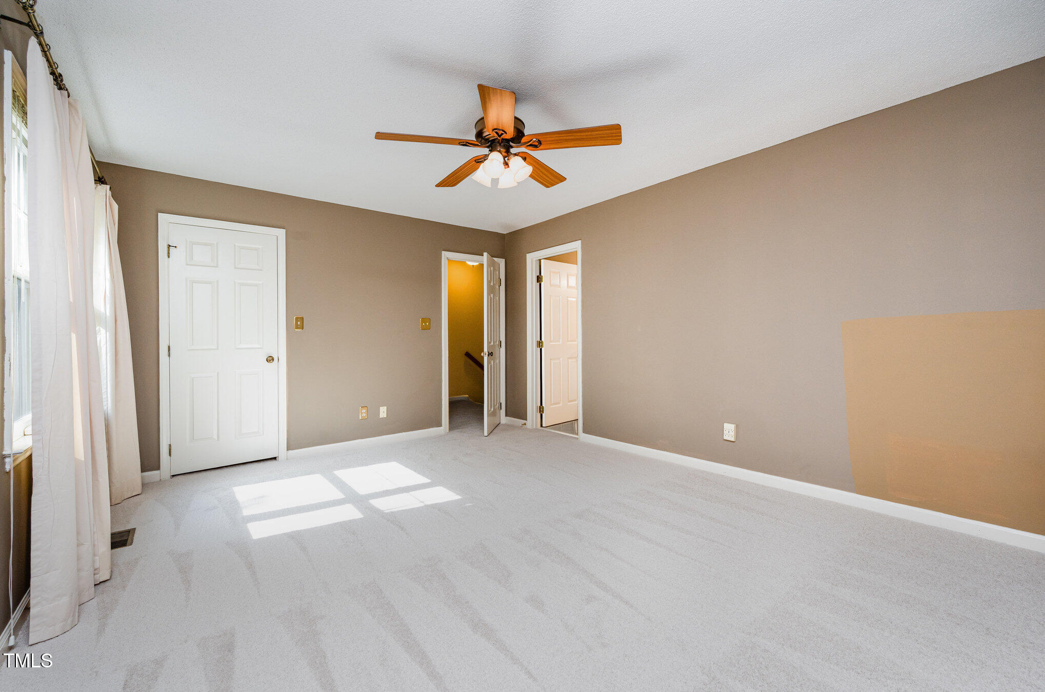 6922 Saxby Court Raleigh, NC 27613 - Photo 15 of 26 014_file_734