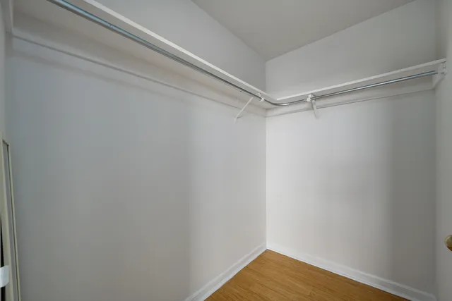 $425,000 | 5733 North Sheridan Road, Unit 28B, Chicago, IL 60660