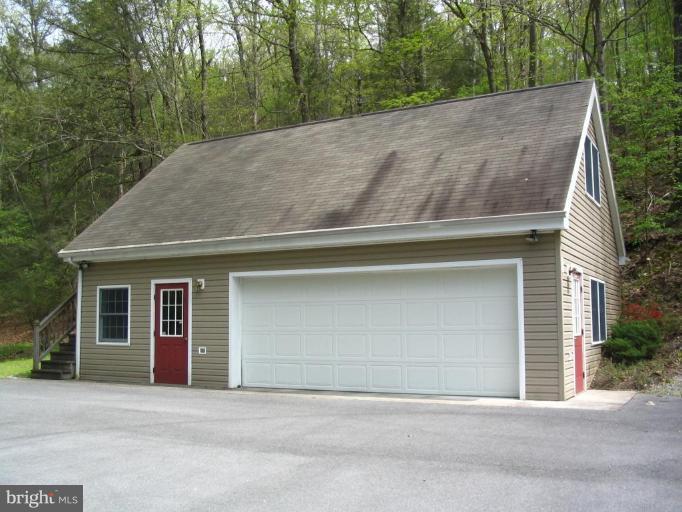 12917 Lanes Run Road Big Pool, MD 21711 - Photo 4 of 21 Garage 1
