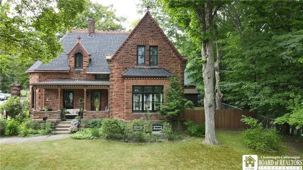 $324,900 | 55 Lambert Avenue, Pomfret, NY 14063