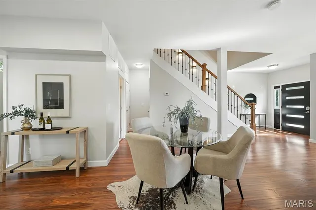 $464,900 | 1623 Forest Avenue, St. Louis, MO 63139
