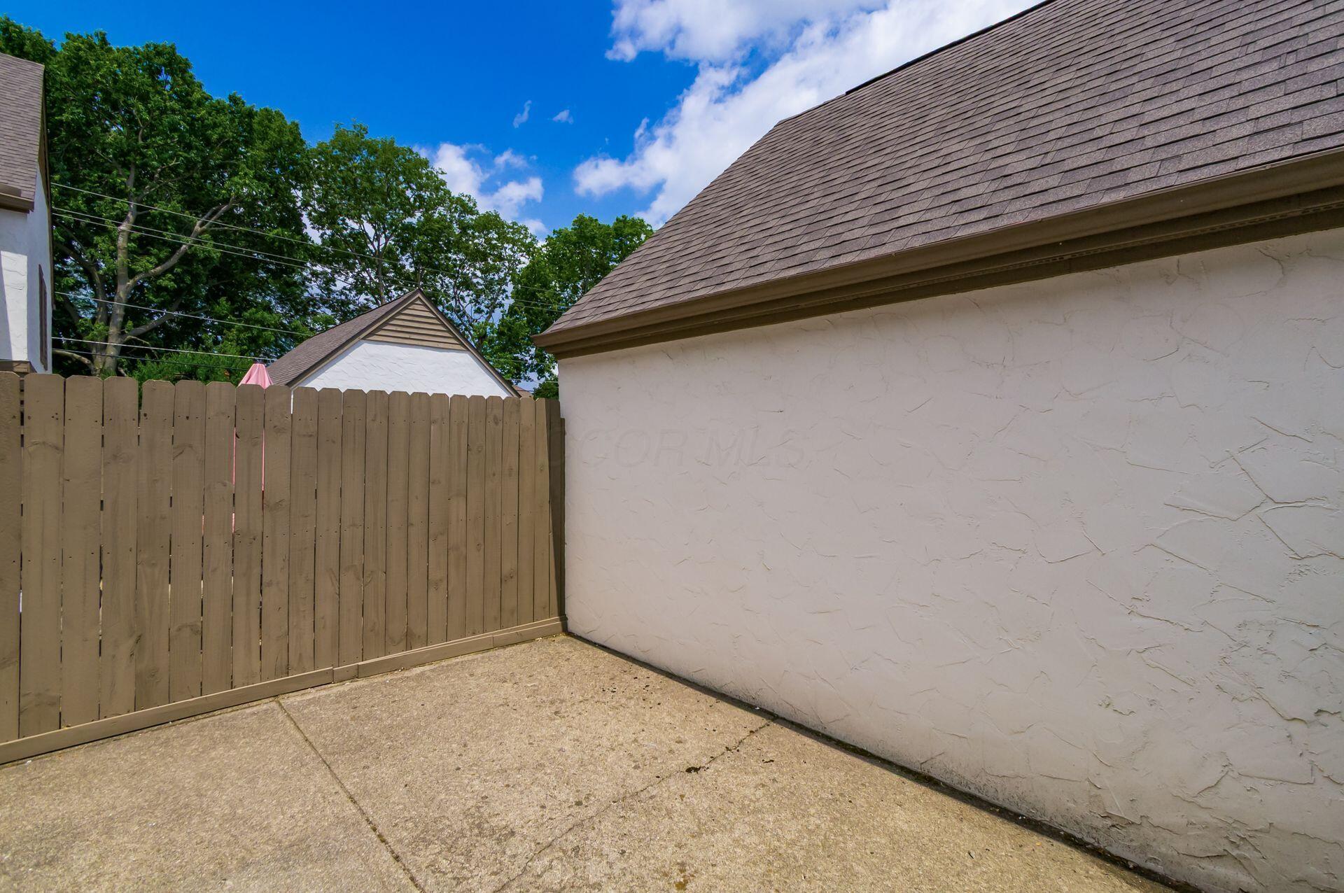 434 Edinburgh Road Dublin, OH 43017 - Photo 20 of 25