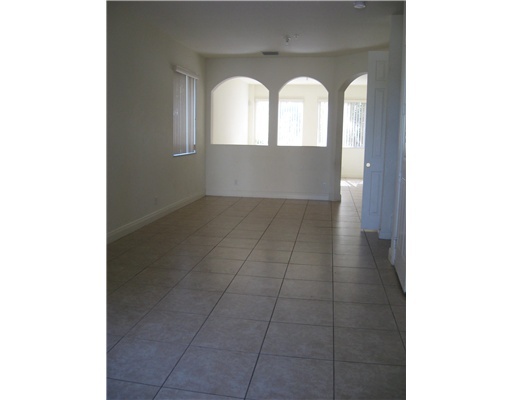 4262 Coventry Pointe Way Lake Worth, FL 33461 - Photo 5 of 12 a view of entryway