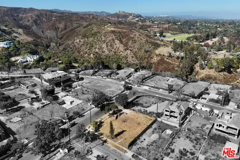 $3,495,000 | 14612 Bestor Boulevard, Pacific Palisades, CA 90272