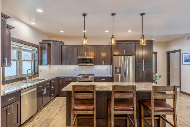 $730,000 | W7306 Sylvester Road, Holmen, WI 54636