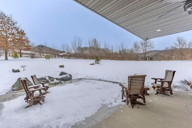 $730,000 | W7306 Sylvester Road, Holmen, WI 54636