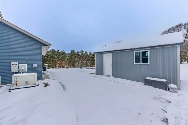 $730,000 | W7306 Sylvester Road, Holmen, WI 54636