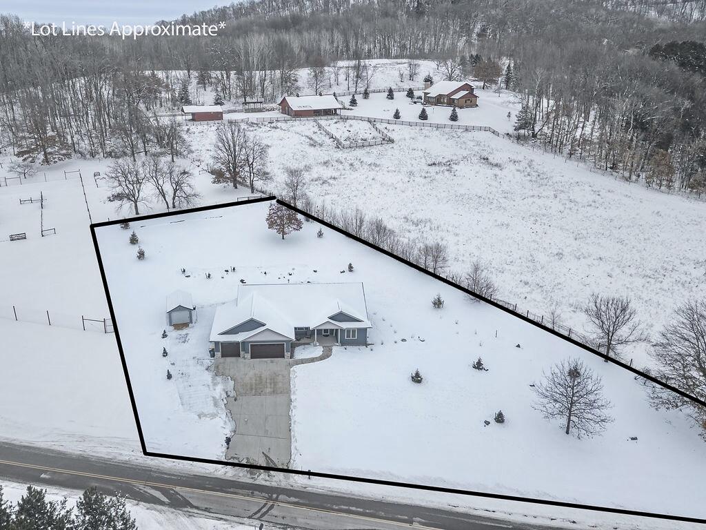 W7306 Sylvester Road Holmen, WI 54636 - Photo 59 of 64 255A358C-A01C-41E5-8C9D-DF78E5E999DB_1_2