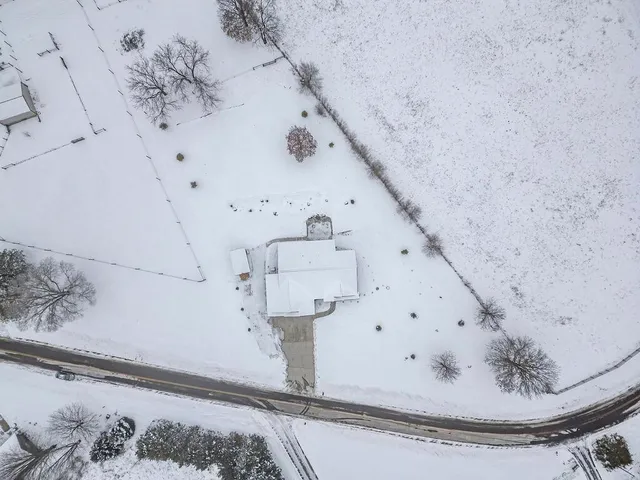 $730,000 | W7306 Sylvester Road, Holmen, WI 54636