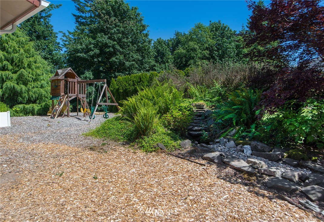 1251 Carroll Road Kelso, WA 98626 - Photo 20 of 24 Gallery Image 20