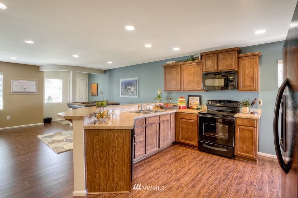 4830 East R Street, Unit 2903 Tacoma, WA 98404 - Photo 5 of 18