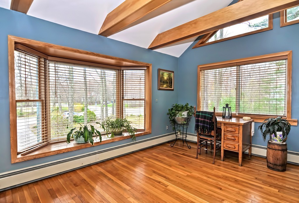 8 Stanley Road Medway, MA 02053 - Photo 16 of 29 Gallery Image 16