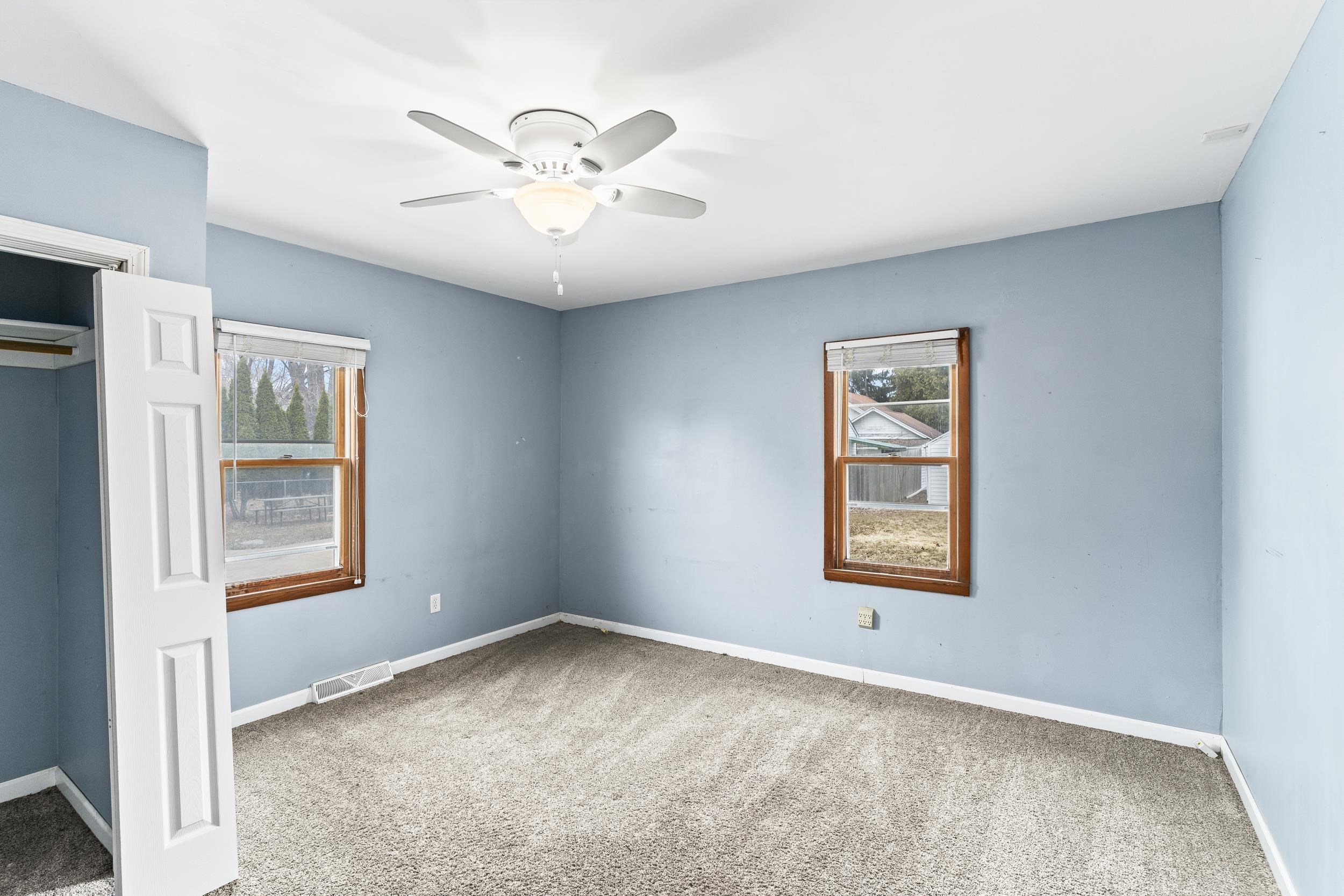 914 West Brewster Street Appleton, WI 54914 - Photo 8 of 29