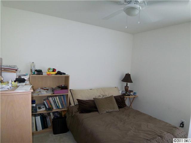913 Clearbrook Road, Unit 25 Matthews, NC 28105 - Photo 11 of 14 Gallery Image 11