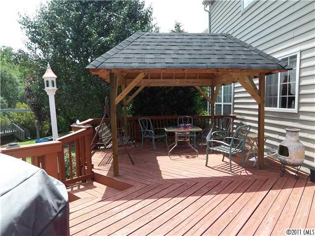 913 Clearbrook Road, Unit 25 Matthews, NC 28105 - Photo 13 of 14 Gallery Image 13