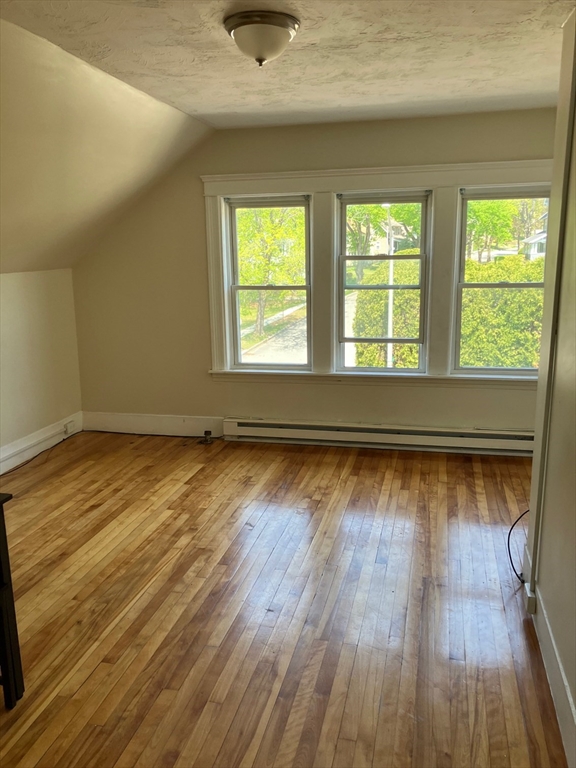 1060 Pleasant Street, Unit 3 Worcester, MA 01602 - Photo 11 of 18