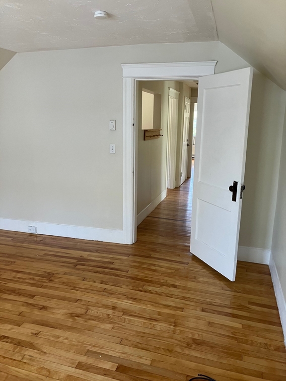 1060 Pleasant Street, Unit 3 Worcester, MA 01602 - Photo 15 of 18
