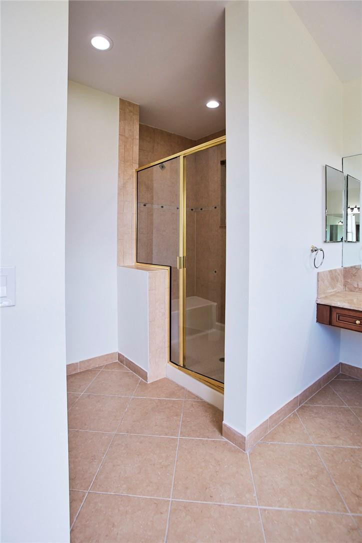 11110 Misty Ridge Way Boynton Beach, FL 33473 - Photo 15 of 32 Master Bathroom