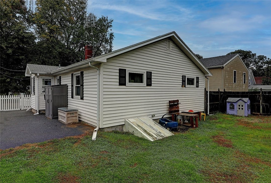 240 Jenckes Street Woonsocket, RI 02895 - Photo 15 of 15