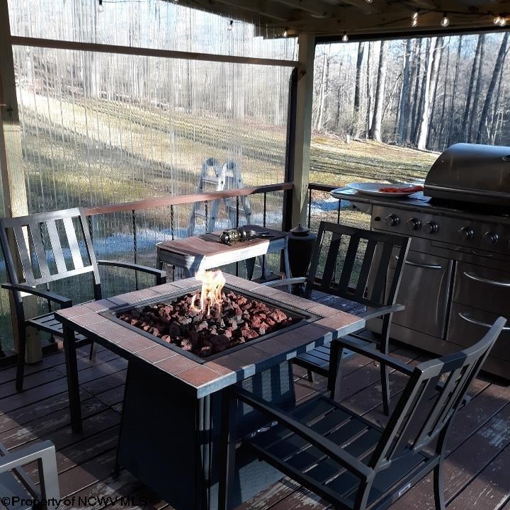 5055 Maxwell Ridge West Union, WV 26456 - Photo 6 of 34 Gallery Image 6