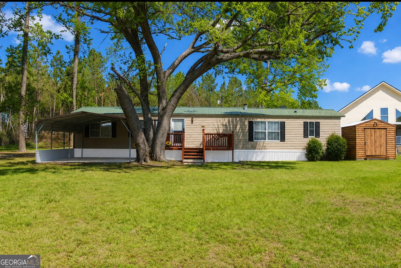 514 Walker Lane Baxley, GA 31513 - Photo 1 of 25