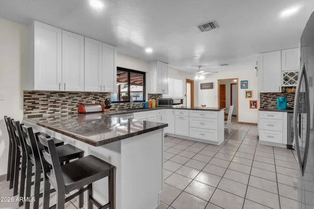 $995,000 | 13201 North 64th Drive, Glendale, AZ 85304
