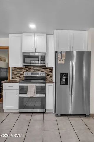 $995,000 | 13201 North 64th Drive, Glendale, AZ 85304