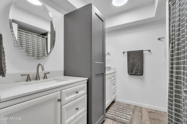 $960,000 | 13201 North 64th Drive, Glendale, AZ 85304