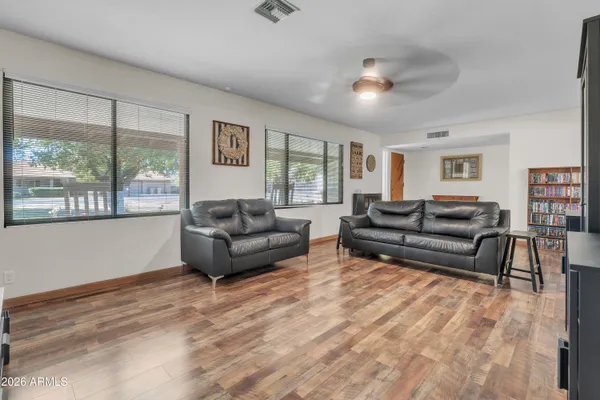 $960,000 | 13201 North 64th Drive, Glendale, AZ 85304