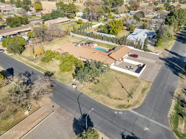 $995,000 | 13201 North 64th Drive, Glendale, AZ 85304