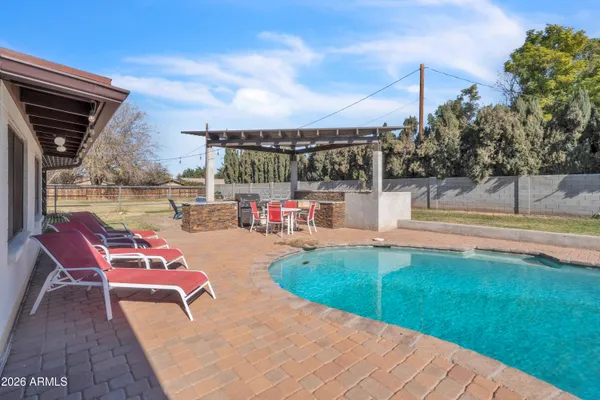 $960,000 | 13201 North 64th Drive, Glendale, AZ 85304