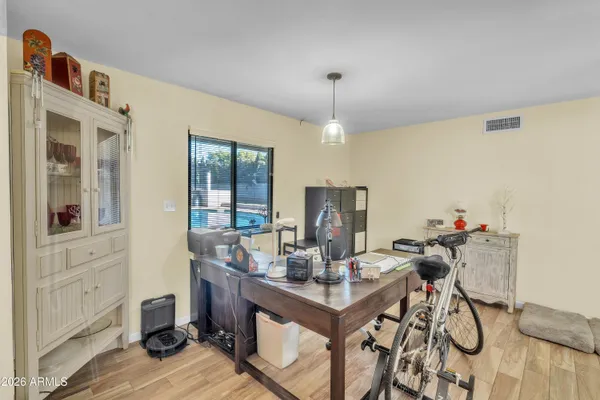 $960,000 | 13201 North 64th Drive, Glendale, AZ 85304