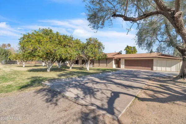 $960,000 | 13201 North 64th Drive, Glendale, AZ 85304
