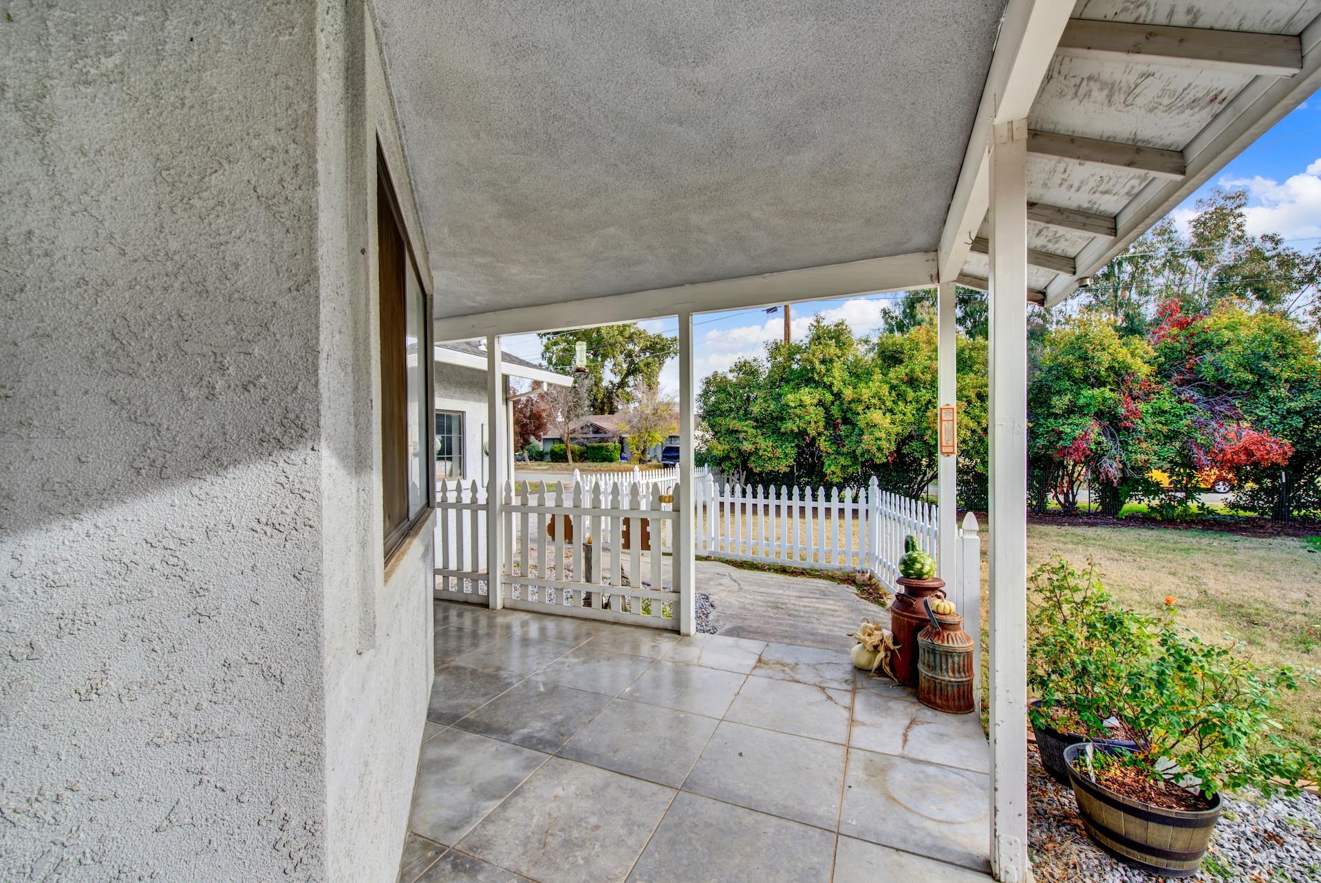 9885 Ashurst Street Proberta, CA 96078 - Photo 12 of 58