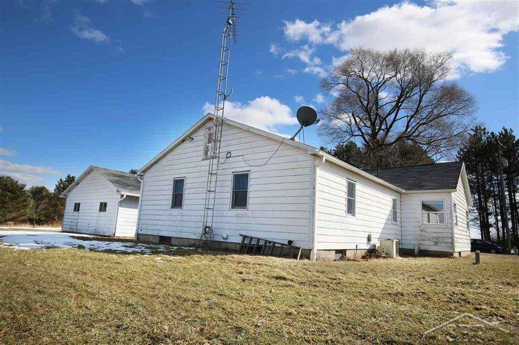5300 West Weinert Road Coleman, MI 48618 - Photo 32 of 32 50009784-31.JPG