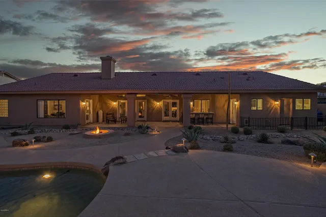 $9,995 | 4548 West Mariposa Grande Lane, Glendale, AZ 85310