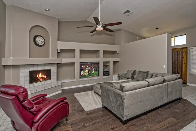 $9,995 | 4548 West Mariposa Grande Lane, Glendale, AZ 85310